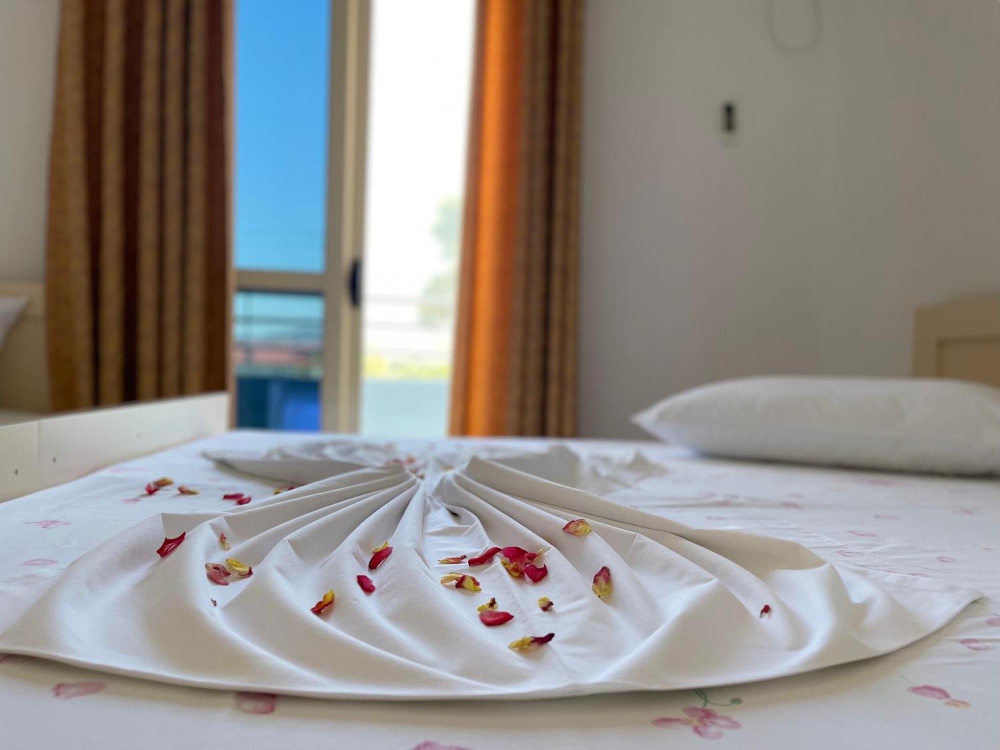 Kristeo Apartment Vlore Ngoại thất bức ảnh